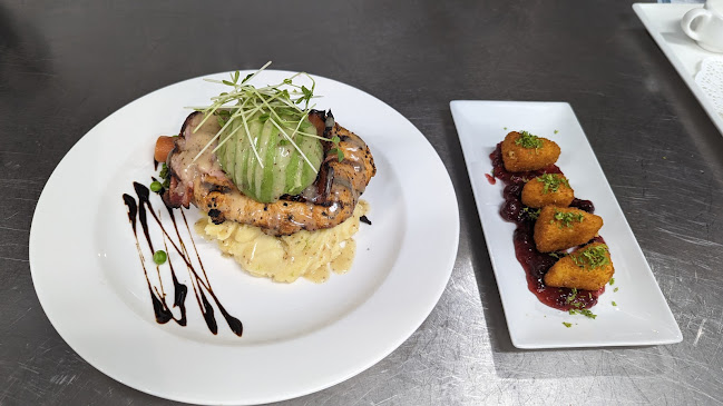 Opinii despre Seagulls Restaurant în Belgian Gardens - Hospitality and gastronomy