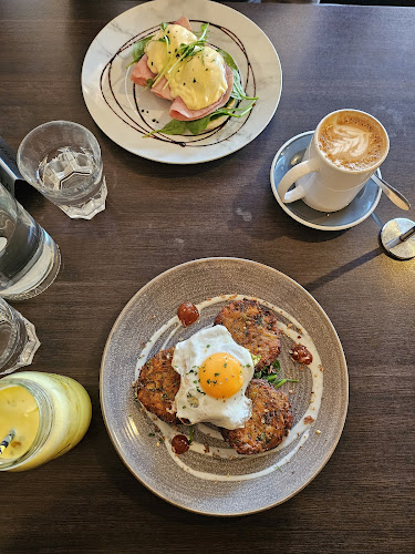 Coode Street Cafe - Hospitality and gastronomy