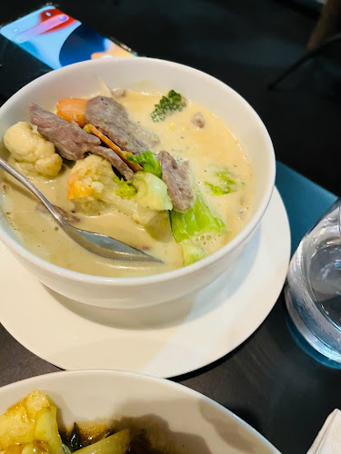 Simply Thai Restaurant - Hospitality and gastronomy