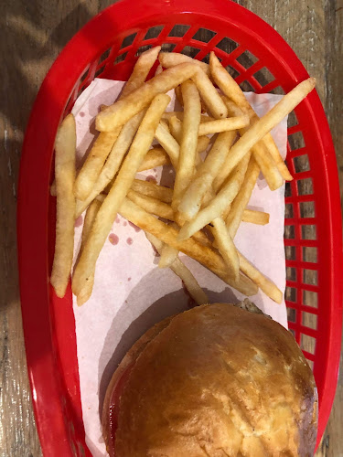 Comentarii opinii despre Fatmans Burgers and Grill