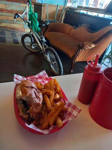 Barca.Love - American BBQ & Bar - Hospitality and gastronomy