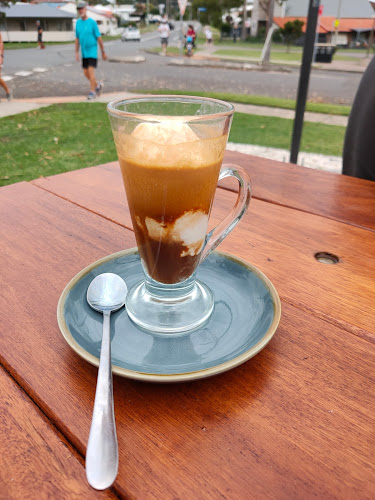 Comentarii opinii despre Wangi Deck Cafe