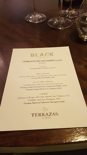 Comentarii opinii despre BLACK Bar & Grill