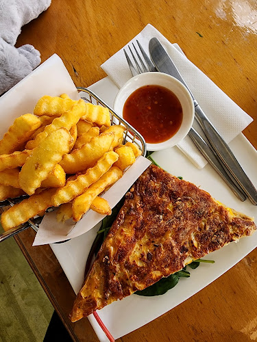 2/218 York St, Albany WA 6330