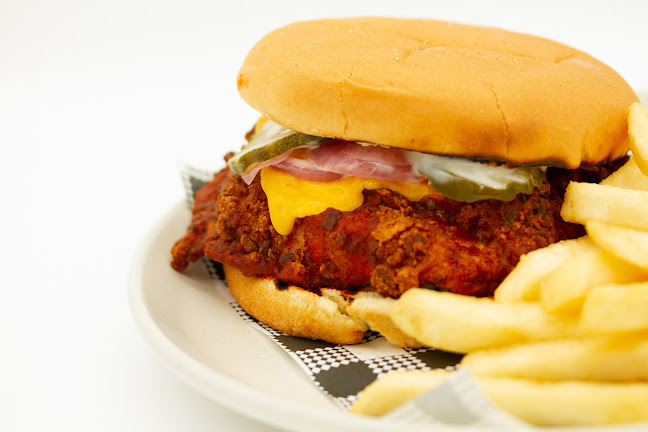 Opinii despre Lakes & Ocean Hotel în Forster - Hospitality and gastronomy