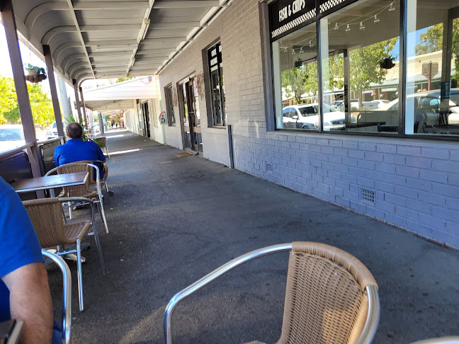 Comentarii opinii despre Violet Town Cafe