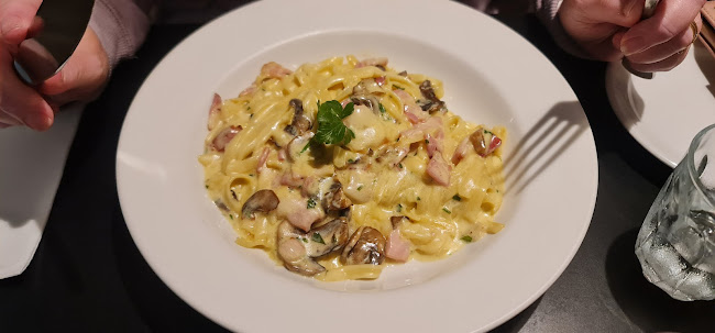 Sienna's Restaurant - Hospitality and gastronomy