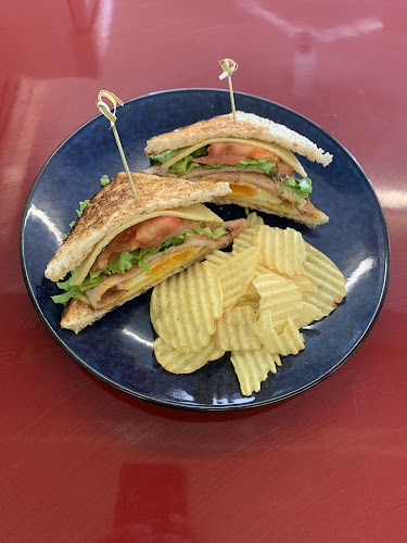 147 Lake St, Cairns City QLD 4870