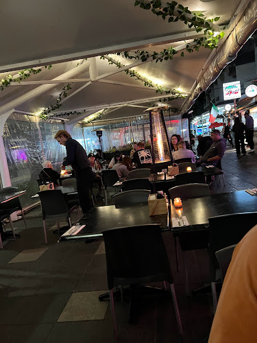 Central Lounge - Surfers Paradise