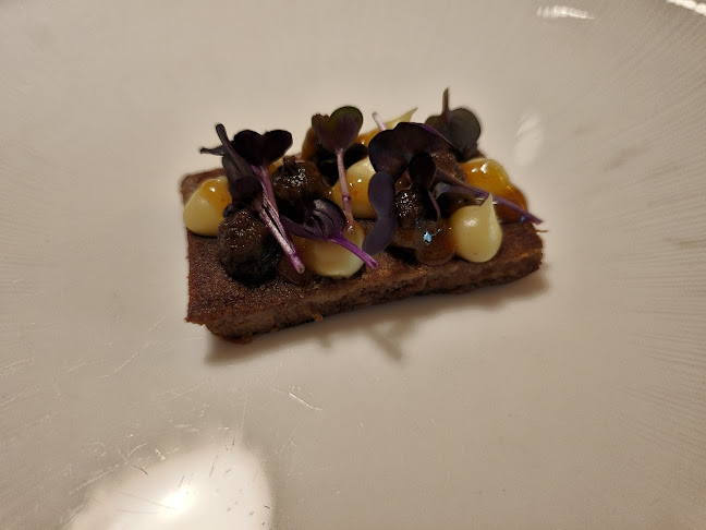 39 Harry Graham Dr, Kembla Heights NSW 2526