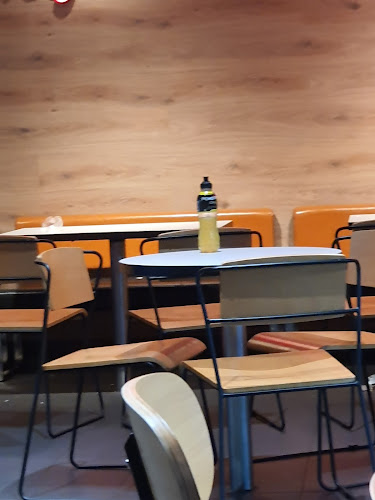 KFC Warragul - Hospitality and gastronomy