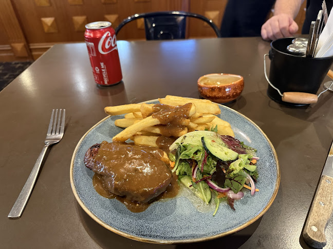 The Black Horse Hotel - Hospitality and gastronomy