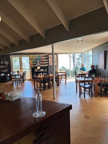 415 Cameron Dr, Mount Macedon VIC 3441