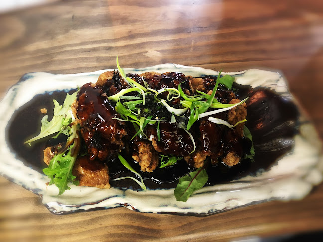 Comentarii opinii despre Fit For A King