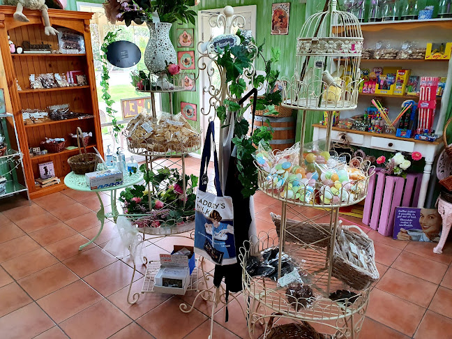 Middleton Ice-Cream and Chocolates