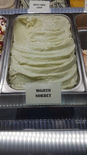 The Milk Barrel - Hillarys