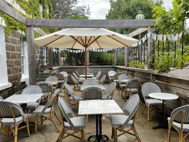 ELEPHANT BRIDGE HOTEL