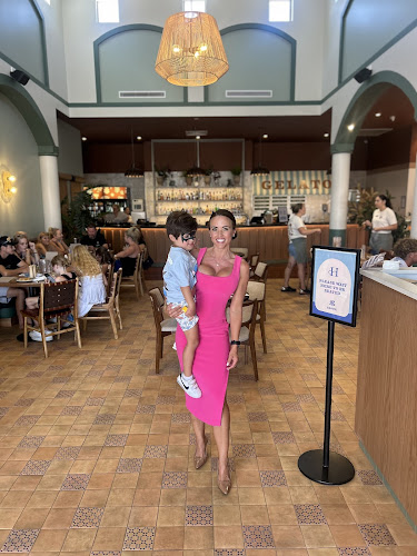 Hope Island Tavern - Hospitality and gastronomy