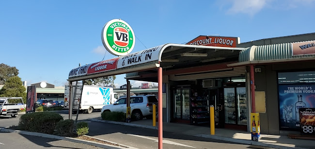 Wally's Discount Liquor (Duncan AT Sydenham) - Hospitality and gastronomy