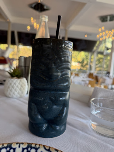 Comentarii opinii despre River Cafe