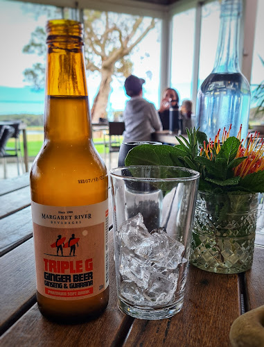 252 Eagle Bay Rd, Eagle Bay WA 6281