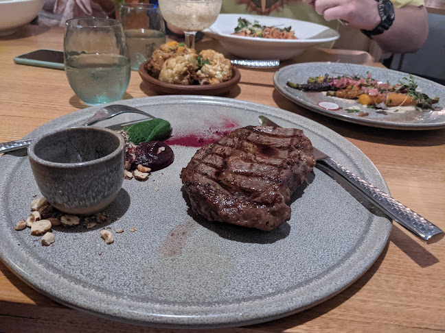 2/2 Dibbs St, Townsville City QLD 4810