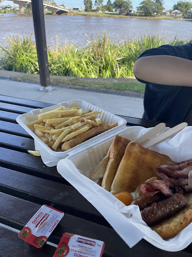 Riverview Cafe & Takeaway - Hospitality and gastronomy