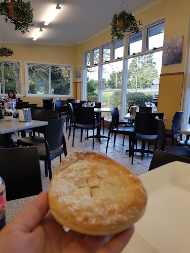 Robertson Pie Shop - Hospitality and gastronomy