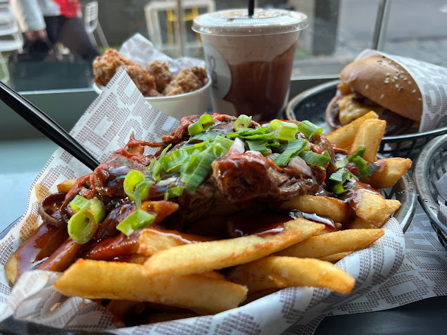 Mofo Burgers - Hospitality and gastronomy