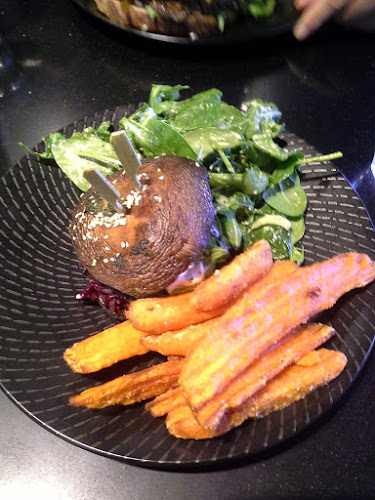 Opinii despre Maple + Clove în Barton - Hospitality and gastronomy