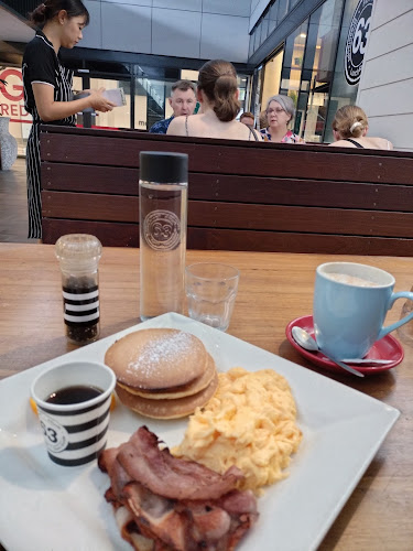 Cafe 63 Sunshine Plaza