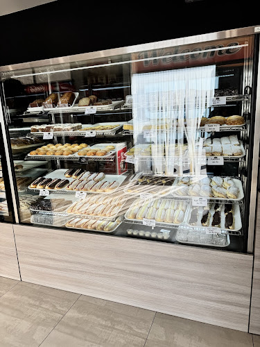 1/1 Blackly Row, Cockburn Central WA 6164