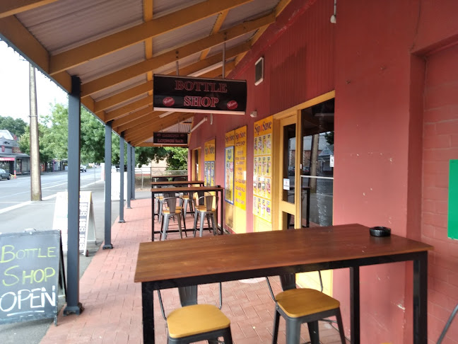 Opinii despre The Woodside Hotel în Adelaide - Hospitality and gastronomy