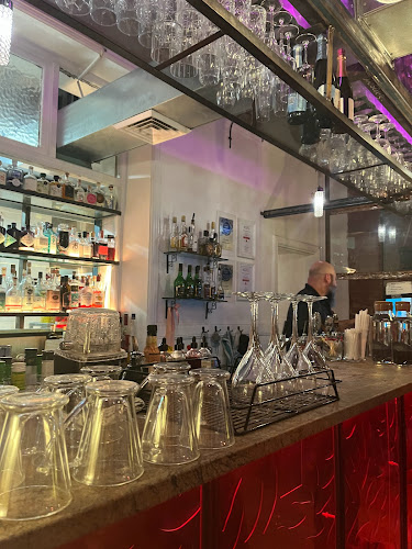 Opinii despre Kafana Kitchen and Bar în Adelaide - Hospitality and gastronomy