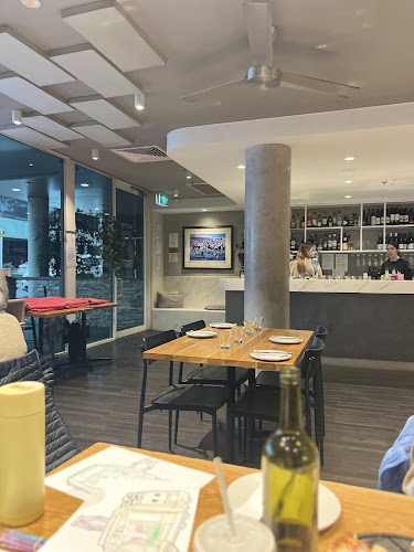 Opinii despre Augello's Balwyn Ristorante & Pizzeria în Melbourne - Hospitality and gastronomy