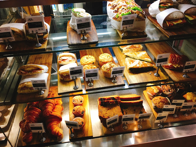 Two Black Sheep - Sydney