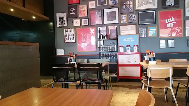 Grill'd Woden - Hospitality and gastronomy