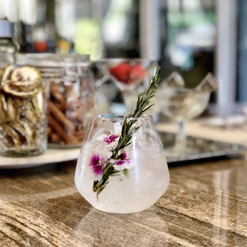 Comentarii opinii despre The Trader Bar