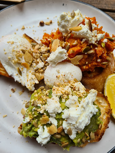 28 Bank St, Port Fairy VIC 3284