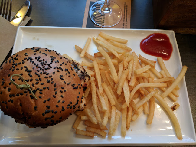 Comentarii opinii despre Kirribilli Hotel