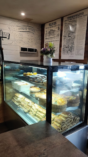 Shop 2/18 Piper St, Kyneton VIC 3444