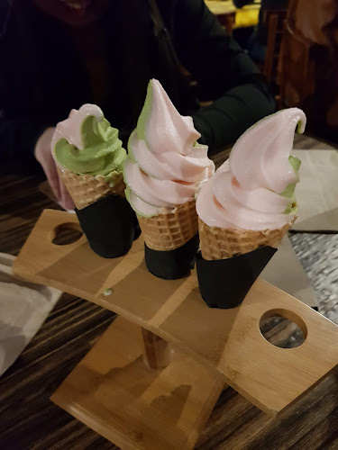 Gyoza Gyoza - Hospitality and gastronomy