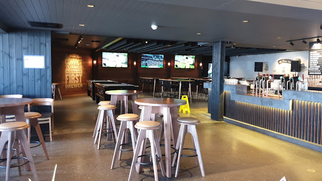 The Savvy Squire - Mooloolaba