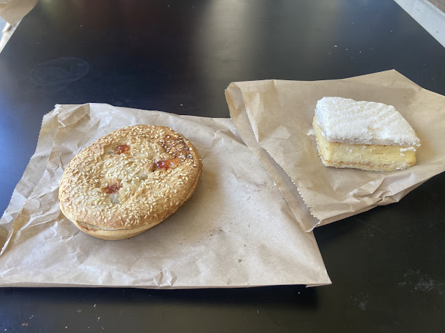 Shop 3 Oak Plaza, 11 Mount Barker Rd, Stirling SA 5152