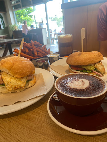 Comentarii opinii despre Old Maids