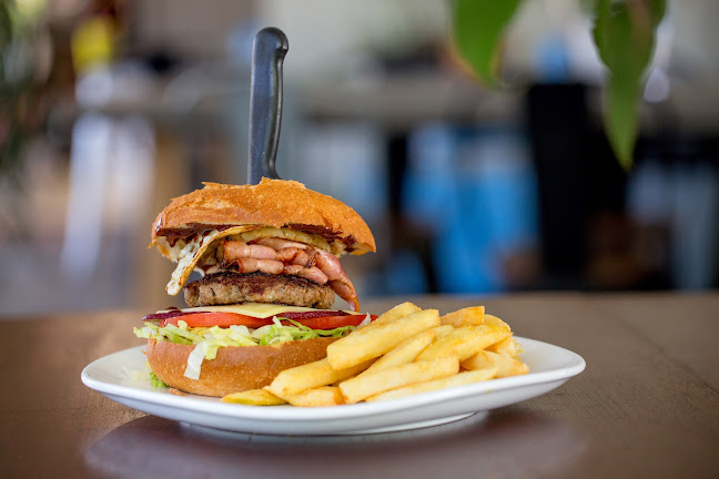 3 Baird St, Tuncurry NSW 2428