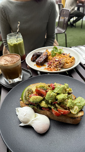 Comentarii opinii despre Roasting Warehouse | Airport West