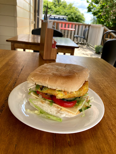 Meander Store & LPO, Meander Bridge Cafe - Hospitality and gastronomy