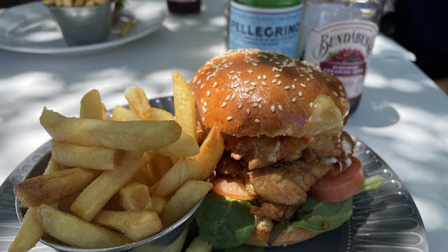 Two Hands Cafe. - Fyshwick