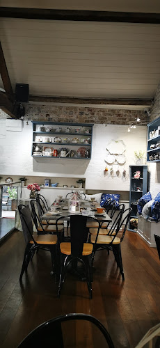 Your Vintage Occasion Tea Salon - Hospitality and gastronomy